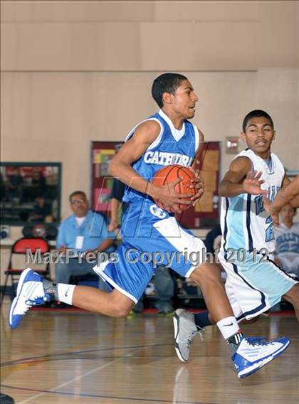Thumbnail 3 in Valley vs. Cathedral City (MaxPreps Holiday Classic) photogallery.