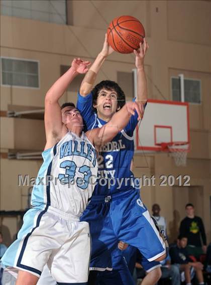 Thumbnail 1 in Valley vs. Cathedral City (MaxPreps Holiday Classic) photogallery.