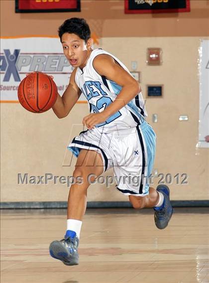 Thumbnail 3 in Valley vs. Cathedral City (MaxPreps Holiday Classic) photogallery.