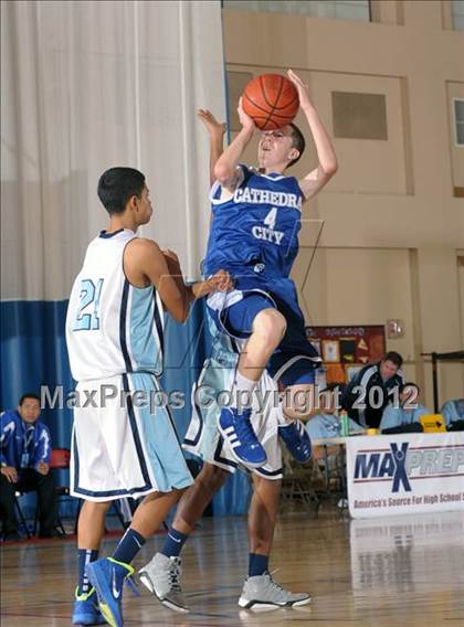 Thumbnail 3 in Valley vs. Cathedral City (MaxPreps Holiday Classic) photogallery.