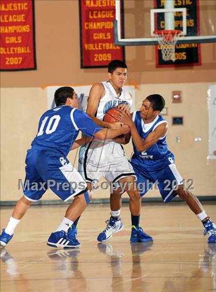 Thumbnail 1 in Valley vs. Cathedral City (MaxPreps Holiday Classic) photogallery.