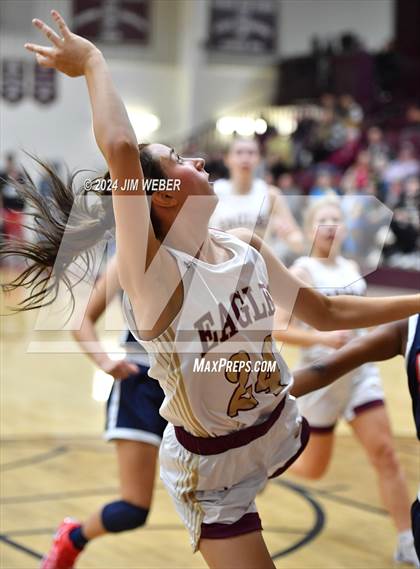Thumbnail 1 in Nathan Hale vs Warner (Cherokee Classic) photogallery.