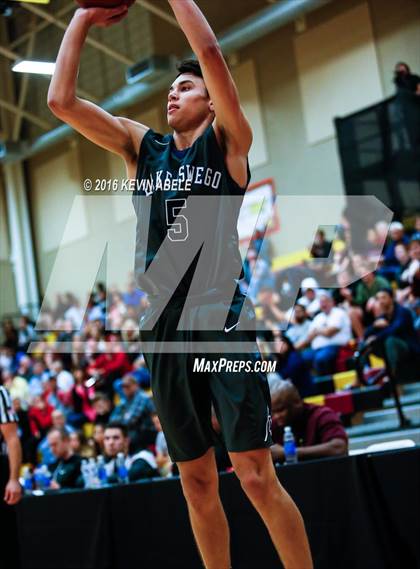 Thumbnail 2 in Basha vs Lake Oswego (Hoophall West Invitational) photogallery.