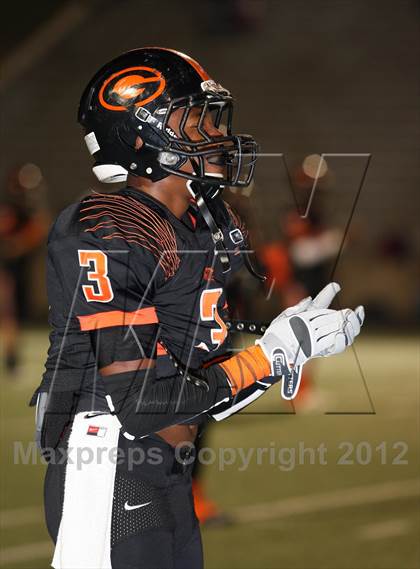 Thumbnail 2 in Gilmer vs. Henderson (UIL 3A Division 2 Quarterfinal Playoff) photogallery.