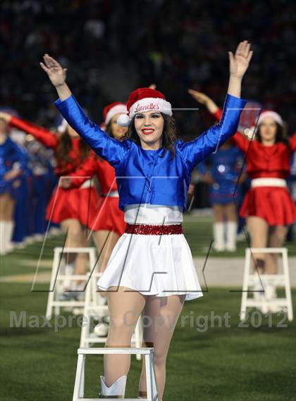 Thumbnail 3 in Gilmer vs. Henderson (UIL 3A Division 2 Quarterfinal Playoff) photogallery.