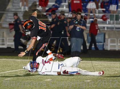 Thumbnail 3 in Gilmer vs. Henderson (UIL 3A Division 2 Quarterfinal Playoff) photogallery.