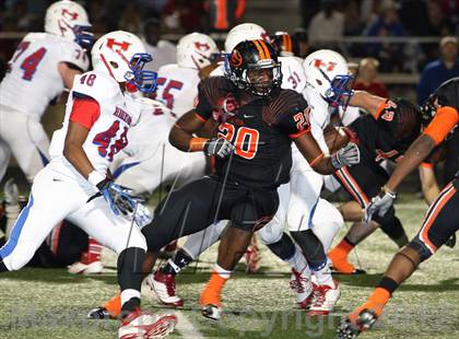 Thumbnail 1 in Gilmer vs. Henderson (UIL 3A Division 2 Quarterfinal Playoff) photogallery.