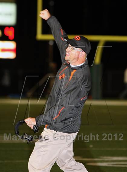 Thumbnail 1 in Gilmer vs. Henderson (UIL 3A Division 2 Quarterfinal Playoff) photogallery.