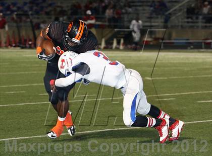 Thumbnail 1 in Gilmer vs. Henderson (UIL 3A Division 2 Quarterfinal Playoff) photogallery.