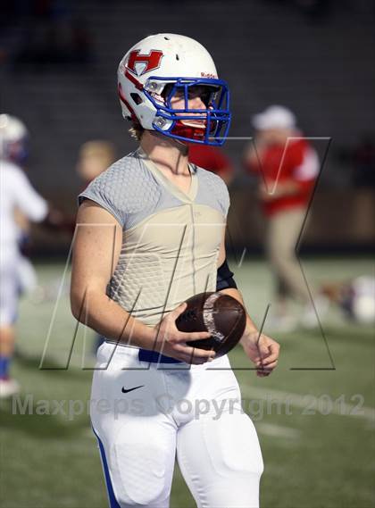 Thumbnail 3 in Gilmer vs. Henderson (UIL 3A Division 2 Quarterfinal Playoff) photogallery.