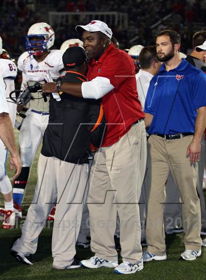 Thumbnail 2 in Gilmer vs. Henderson (UIL 3A Division 2 Quarterfinal Playoff) photogallery.