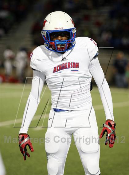 Thumbnail 3 in Gilmer vs. Henderson (UIL 3A Division 2 Quarterfinal Playoff) photogallery.