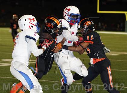Thumbnail 1 in Gilmer vs. Henderson (UIL 3A Division 2 Quarterfinal Playoff) photogallery.