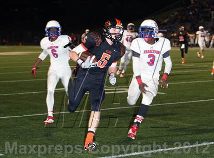 Thumbnail 3 in Gilmer vs. Henderson (UIL 3A Division 2 Quarterfinal Playoff) photogallery.
