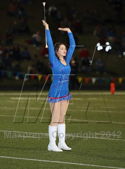 Thumbnail 1 in Gilmer vs. Henderson (UIL 3A Division 2 Quarterfinal Playoff) photogallery.