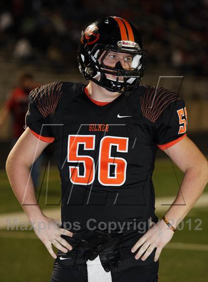 Thumbnail 1 in Gilmer vs. Henderson (UIL 3A Division 2 Quarterfinal Playoff) photogallery.