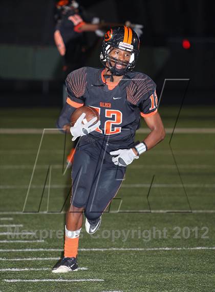 Thumbnail 2 in Gilmer vs. Henderson (UIL 3A Division 2 Quarterfinal Playoff) photogallery.
