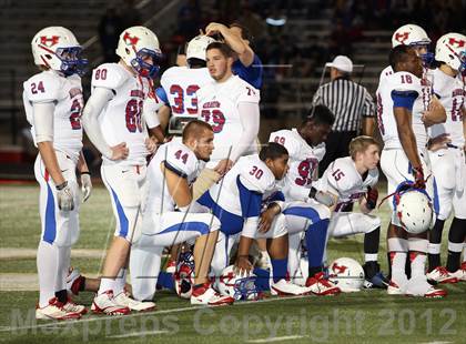 Thumbnail 2 in Gilmer vs. Henderson (UIL 3A Division 2 Quarterfinal Playoff) photogallery.