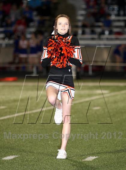 Thumbnail 3 in Gilmer vs. Henderson (UIL 3A Division 2 Quarterfinal Playoff) photogallery.