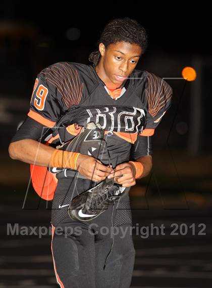 Thumbnail 3 in Gilmer vs. Henderson (UIL 3A Division 2 Quarterfinal Playoff) photogallery.