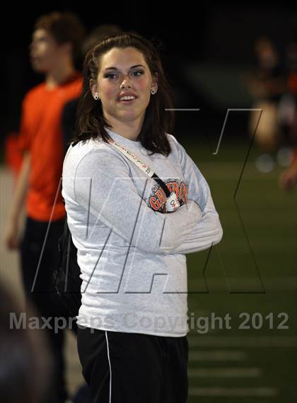 Thumbnail 2 in Gilmer vs. Henderson (UIL 3A Division 2 Quarterfinal Playoff) photogallery.