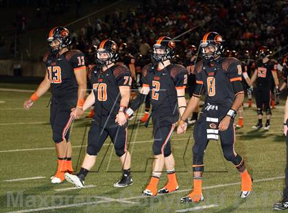Thumbnail 1 in Gilmer vs. Henderson (UIL 3A Division 2 Quarterfinal Playoff) photogallery.