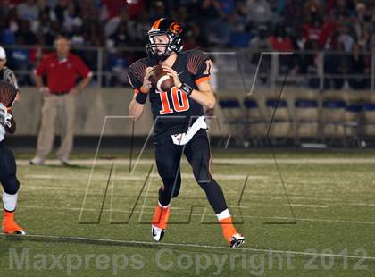 Thumbnail 3 in Gilmer vs. Henderson (UIL 3A Division 2 Quarterfinal Playoff) photogallery.