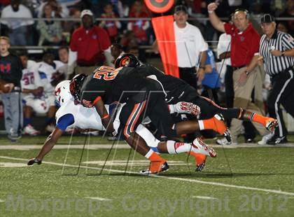 Thumbnail 3 in Gilmer vs. Henderson (UIL 3A Division 2 Quarterfinal Playoff) photogallery.