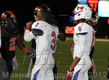 Thumbnail 1 in Gilmer vs. Henderson (UIL 3A Division 2 Quarterfinal Playoff) photogallery.