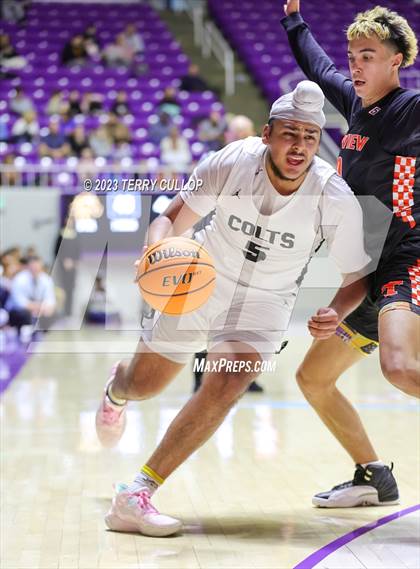 Thumbnail 3 in Timpview vs. Cottonwood (UHSAA 5A Quarterfinal) photogallery.