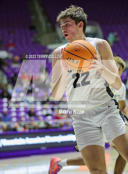 Thumbnail 1 in Timpview vs. Cottonwood (UHSAA 5A Quarterfinal) photogallery.