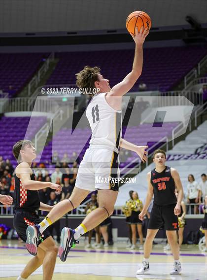 Thumbnail 3 in Timpview vs. Cottonwood (UHSAA 5A Quarterfinal) photogallery.