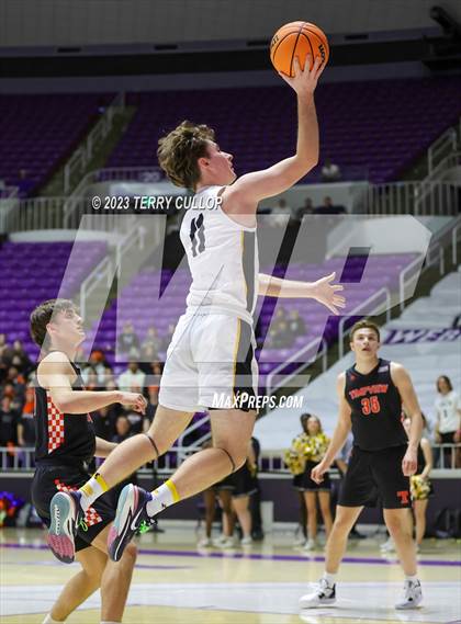 Thumbnail 2 in Timpview vs. Cottonwood (UHSAA 5A Quarterfinal) photogallery.