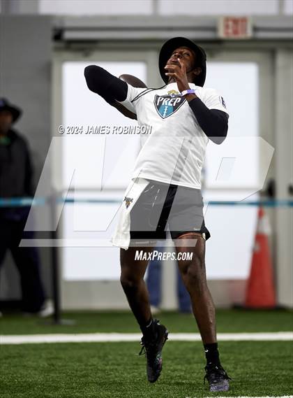 Thumbnail 2 in Jaguars QB Skills Challenge photogallery.