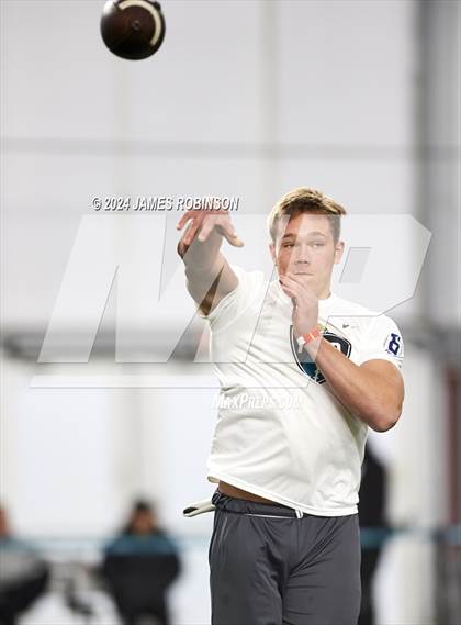 Thumbnail 2 in Jaguars QB Skills Challenge photogallery.
