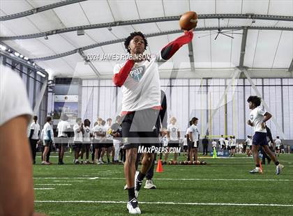 Thumbnail 2 in Jaguars QB Skills Challenge photogallery.