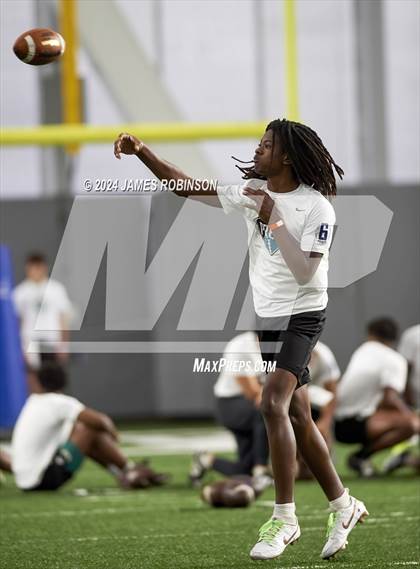 Thumbnail 1 in Jaguars QB Skills Challenge photogallery.