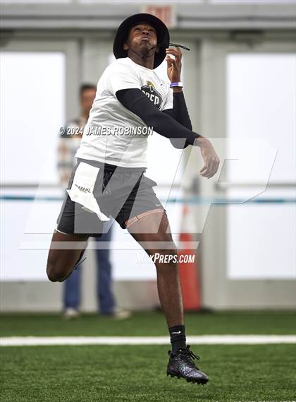Thumbnail 3 in Jaguars QB Skills Challenge photogallery.