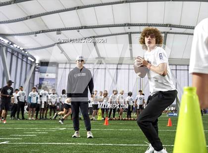 Thumbnail 3 in Jaguars QB Skills Challenge photogallery.