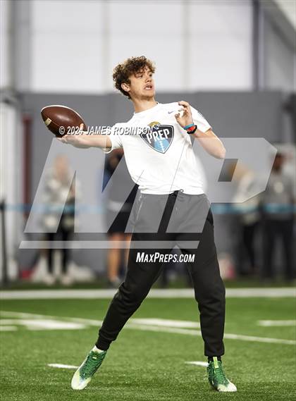 Thumbnail 3 in Jaguars QB Skills Challenge photogallery.