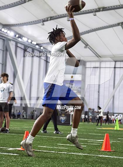Thumbnail 2 in Jaguars QB Skills Challenge photogallery.
