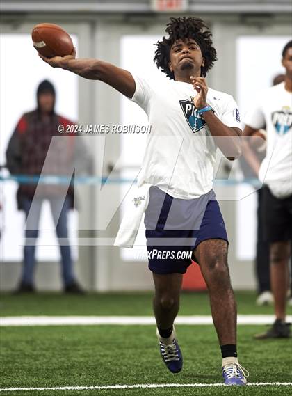Thumbnail 1 in Jaguars QB Skills Challenge photogallery.