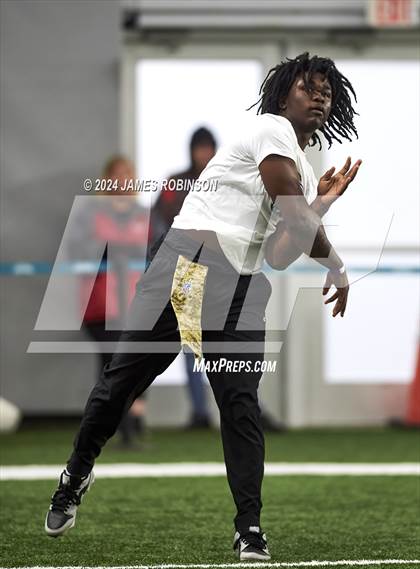 Thumbnail 2 in Jaguars QB Skills Challenge photogallery.