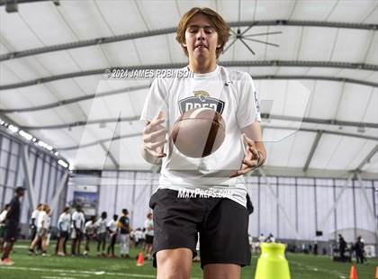 Thumbnail 3 in Jaguars QB Skills Challenge photogallery.