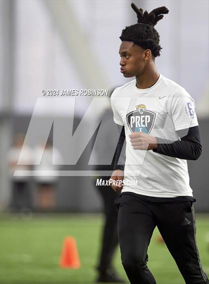 Thumbnail 1 in Jaguars QB Skills Challenge photogallery.