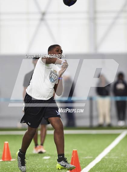 Thumbnail 2 in Jaguars QB Skills Challenge photogallery.