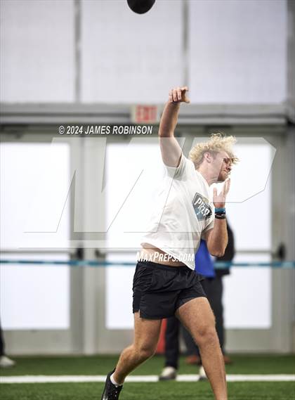 Thumbnail 3 in Jaguars QB Skills Challenge photogallery.