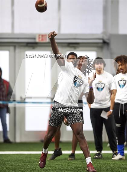 Thumbnail 3 in Jaguars QB Skills Challenge photogallery.