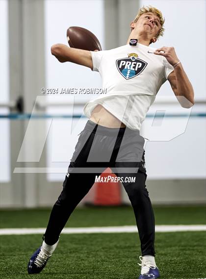 Thumbnail 3 in Jaguars QB Skills Challenge photogallery.