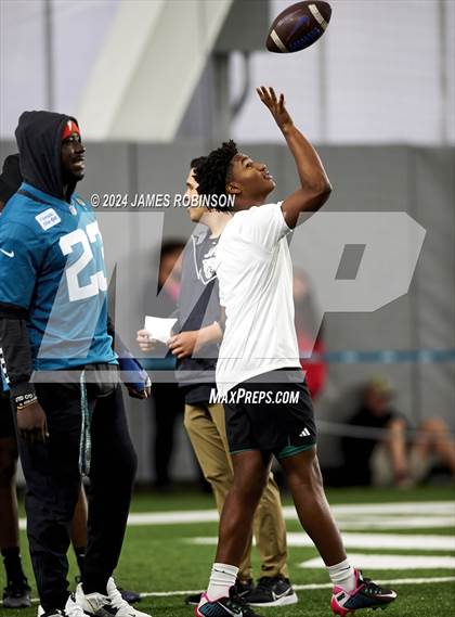 Thumbnail 2 in Jaguars QB Skills Challenge photogallery.